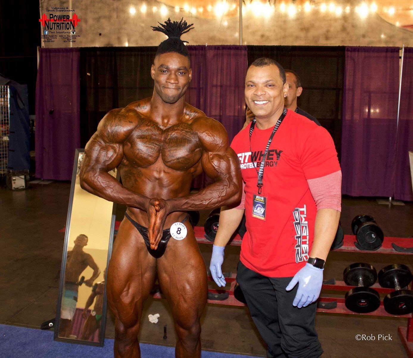 MuscletopiaUSA member at competition