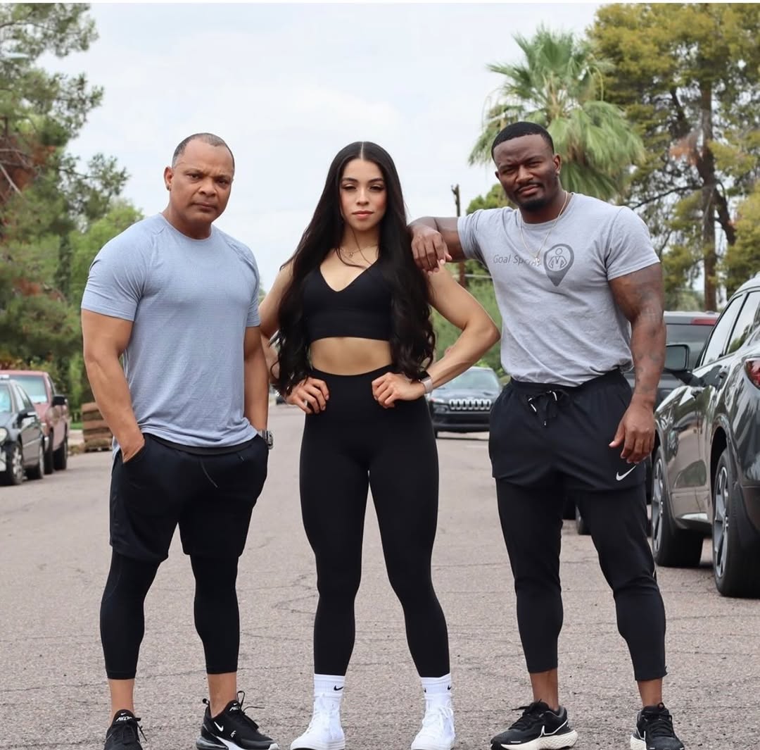 The MuscletopiaUSA coaching team
